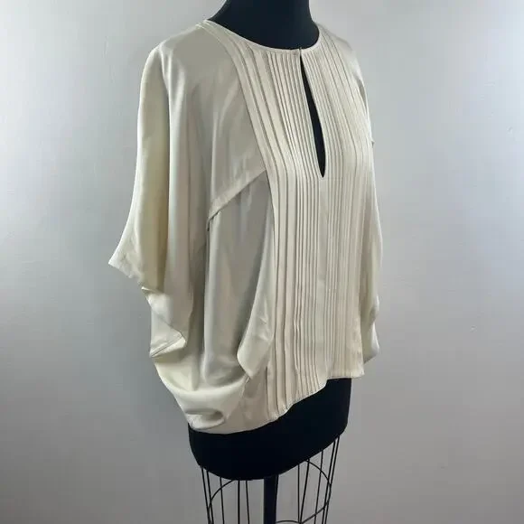 DVF Diane Von Furstenberg Ivory Pleated Blouse Silk Keyhole Neck Size M Medium - Picture 3 of 11